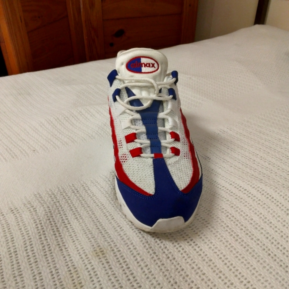Superman airmaxes 2018